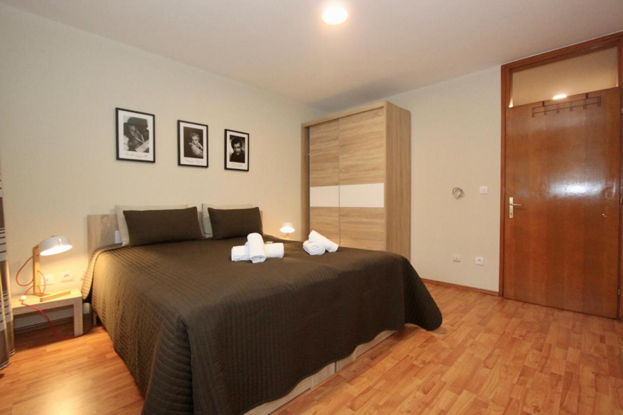 Cozy Apartments In Belgrade, Cukarica, Zeleznik, Free Parking And Wifi Exterior foto
